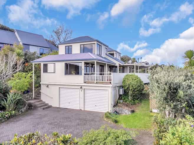 8 Titore Way, Russell