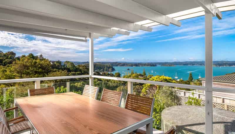 8 Titore Way, Russell