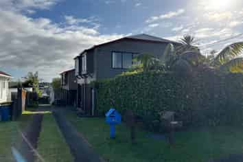 1/14 Aramoana Avenue, Devonport