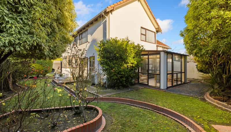 2/18 Pelorus Place, Harewood