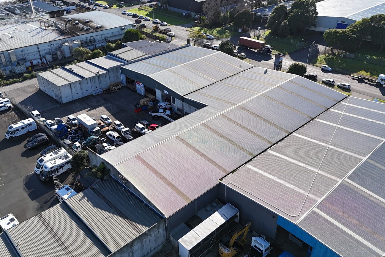 Affordable Heavy Industrial with Yard - Bild 2