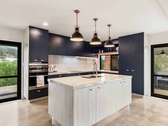 2 Fern Road, Mangatangi