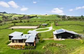 2 Fern Road, Mangatangi