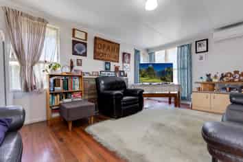 180 Tennessee Avenue, Mangere