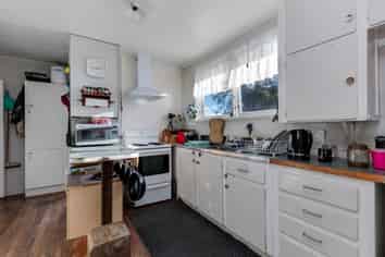 180 Tennessee Avenue, Mangere