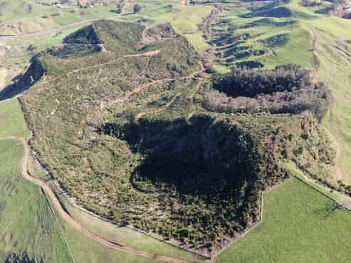  Bush Road, Otewa