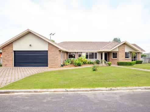 18 Halcione Close, Flagstaff