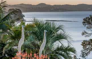 33 Chelverton Terrace, Red Beach
