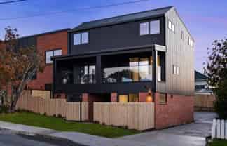 15B Cleve Road, Green Bay