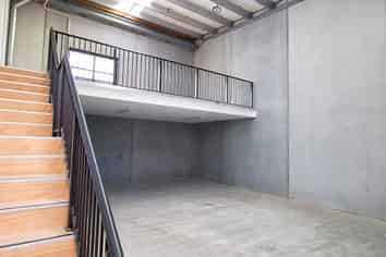 Ideal business base in Silverdale's industrial hub