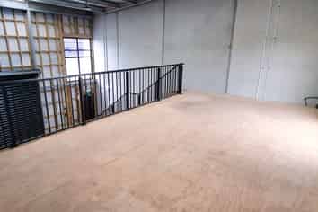 Ideal business base in Silverdale's industrial hub