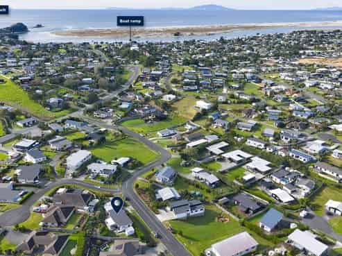 16 Parklands Avenue, Mangawhai Heads