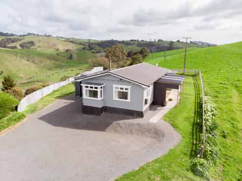 875 State Highway 27, Kaihere