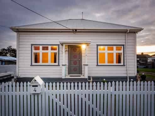 4 Hillary Street, Foxton