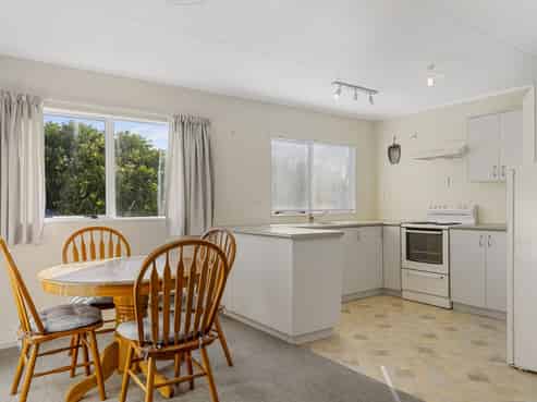 2/36 Hinemoa Avenue, Taupo