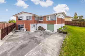17 Cardiff Road, Pakuranga