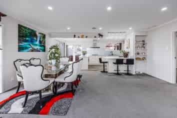 17 Cardiff Road, Pakuranga
