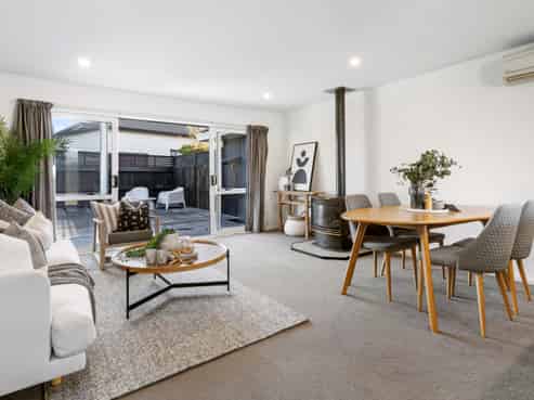 2A Vivian Street, Burwood