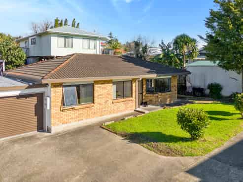 2/27 Rata Street, New Lynn