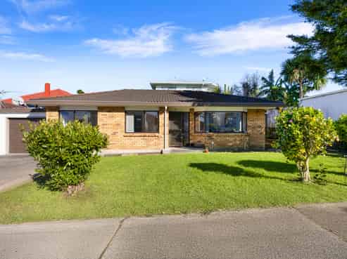 2/27 Rata Street, New Lynn