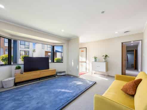 2/27 Rata Street, New Lynn