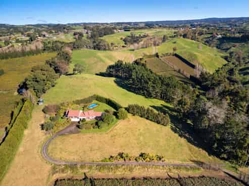 400 Old Highway, Whakamarama