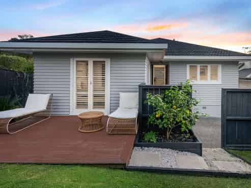 1/206 Beach Road, Campbells Bay