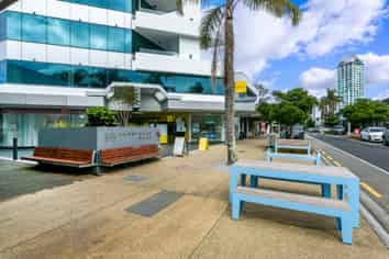 Fully Leased Flagship Retail Investment