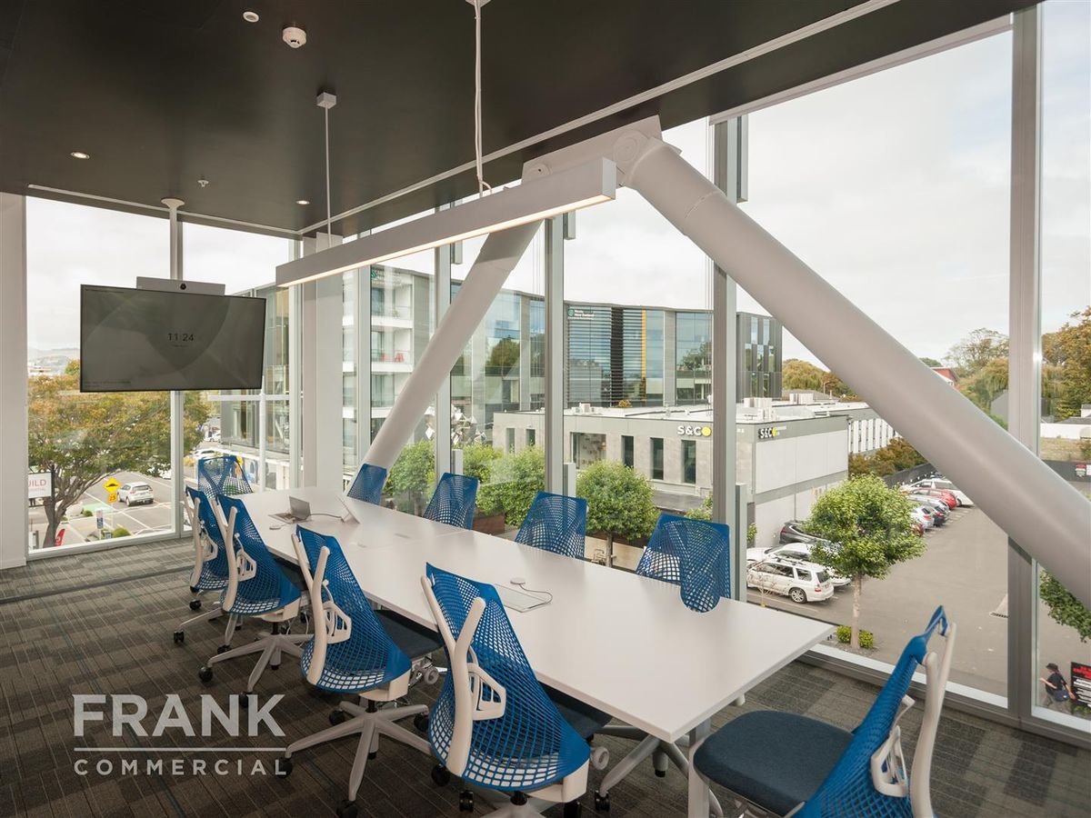 104 Victoria Street | Premium Office Space in CBD Gateway – další