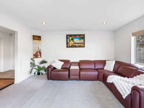 34 Lomas Way, Albany
