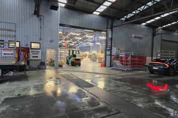 Tidy Warehouse with Yard 