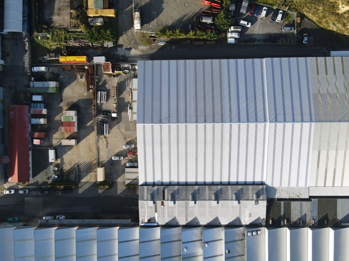 Tidy Warehouse with Yard - Ansicht 6