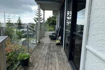 4 Lawry Street, Moturoa