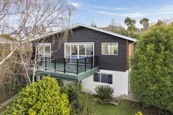 51 Salmond Street, Halfway Bush
