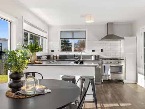 44 Brooklyn Road, Carterton