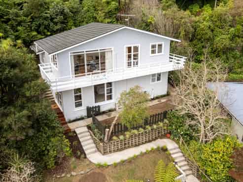 8 Damian Grove, Waterloo