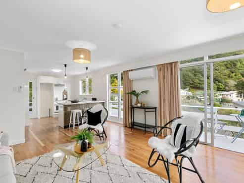 8 Damian Grove, Waterloo