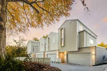 3/2 Woodstock Road, Fairfield