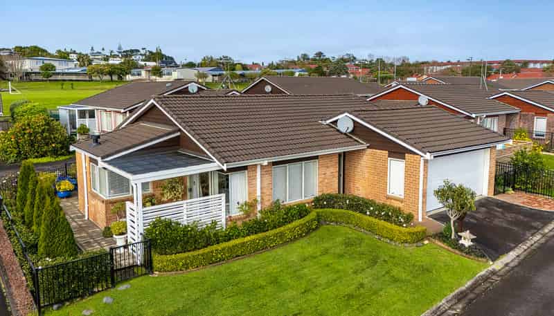 45 The Grove, Red Beach