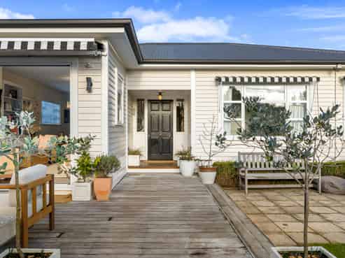 16 Hawthorne Street, Strowan