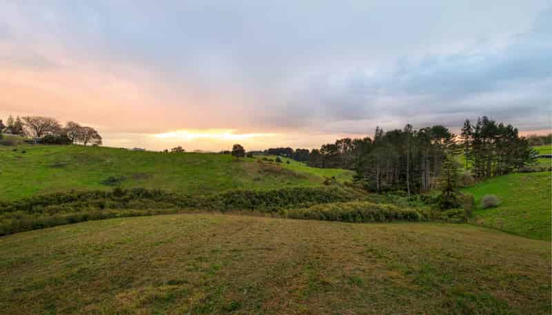 220 Kern Road, Ramarama