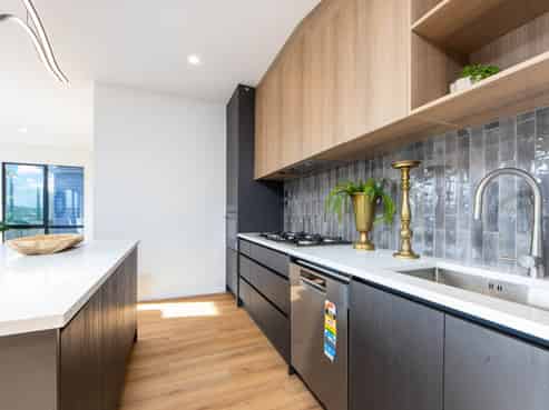13D Rock Isle Road, Torbay