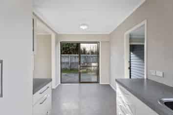 1 Tennyson Street, Opunake