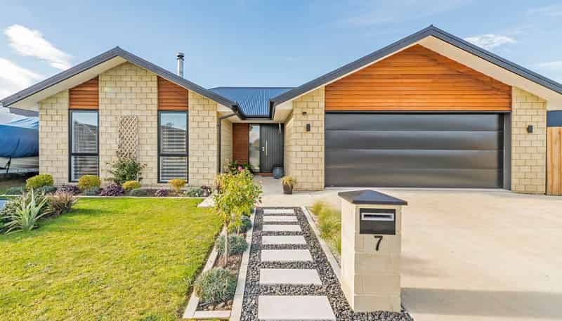 7 Cherry Avenue, DARFIELD