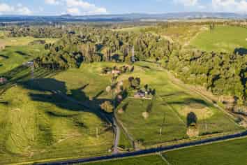 216 Penny Road, HAMURANA