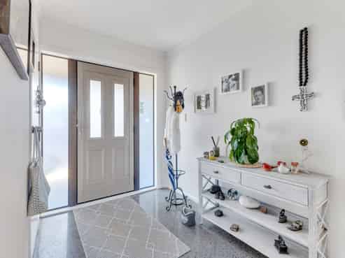 2/502 Devon Street East, Strandon