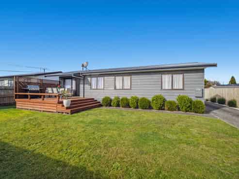 2 Tania Crescent, Western Heights