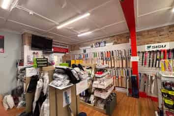 Prime retail with charm at a bargain price