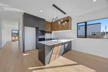 123 Bellfield Road, Opaheke