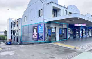 High exposure at corner of K' Road